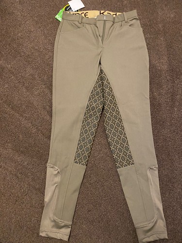 Bnwt size cream kadence - size, 10