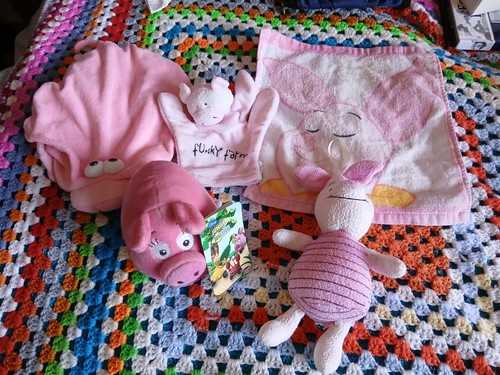 Set pigs for the bathroom - set,
