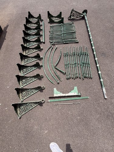 Antique cast iron spiral