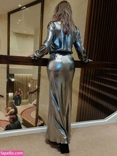 Carol Vorderman Glossy Photo