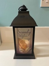 PRAYING HANDS Graveside Grave