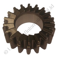 TRIUMPH BONNEVILLE TRIDENT