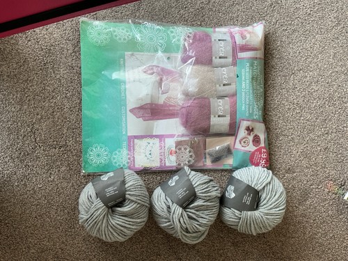 Knitted lacy shawl - shawl, pattern