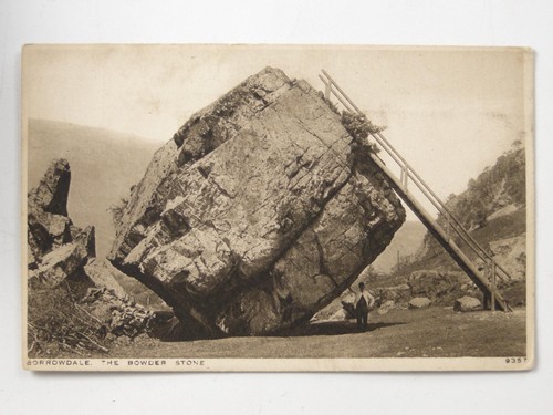 Borrowdale bowder stone lake - stone,