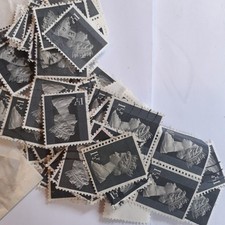 80 x 1½p GB Stamps - Black - Used Franked - Off Paper
