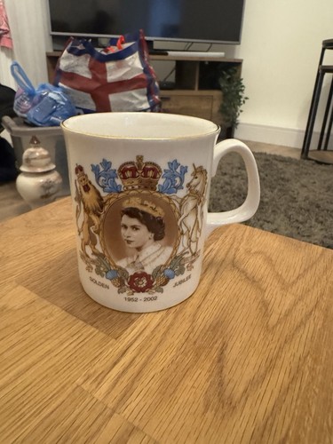 Queen elizabeth golden - queen, jubilee