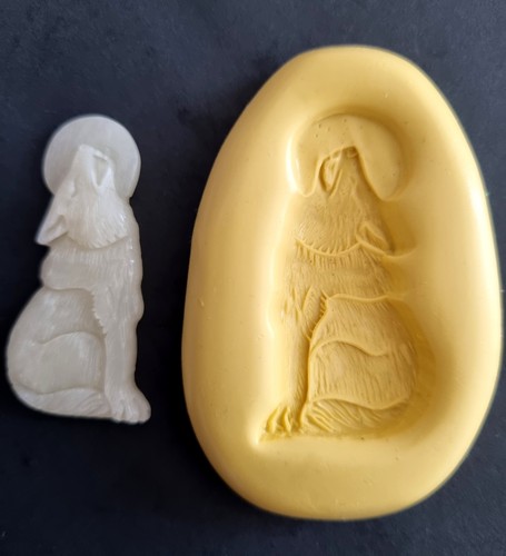 Howling wolf mould food - mould,,