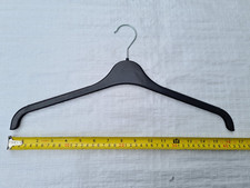 Hanger - AH43 Black. Non-Slip Plastic Clothes Hangers (Pack of 10)