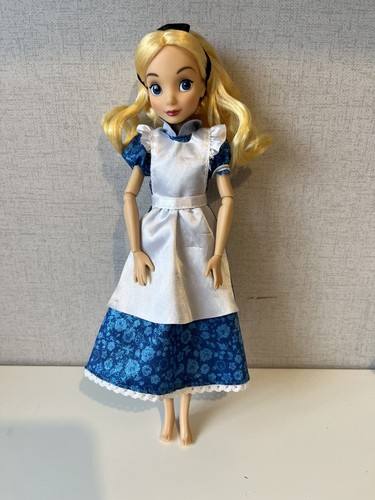 Disney store alice - store, classic