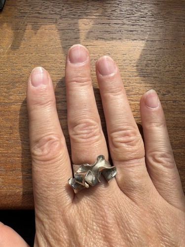 Emily nixon kelp - nixon, ribbon