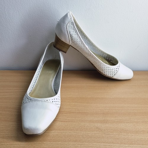 Clarks womens white - clarks,