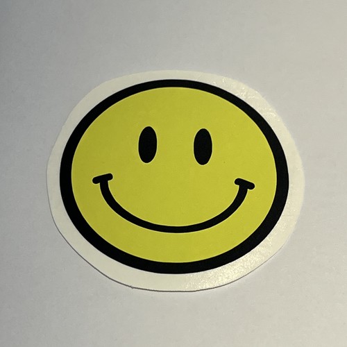 Custom colour 8cm smiley face - colour,