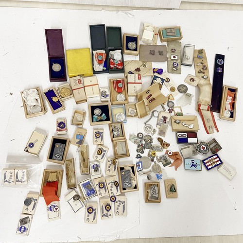 Ww2 military soldier medals - soldier's,