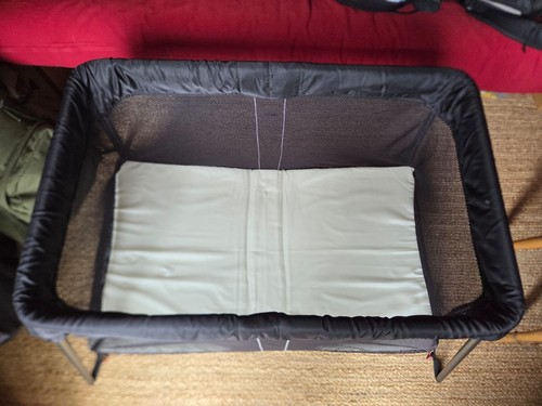 Babybjorn black travel cot - babybjorn,