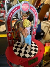 COCA COLA DATE NIGHT DANCING