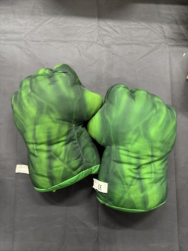 Incredible hulk smash hands - incredible,