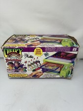 Toymax 98888 Creepy Crawler