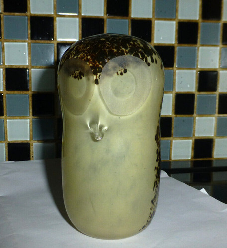Wedgewood owl brown glass - ,