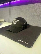 Yelir World Cap Black Cap