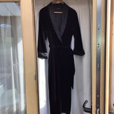 WOMEN'S M&S AUTOGRAPH BLACK VELOUR DRESSING GOWN 12-14