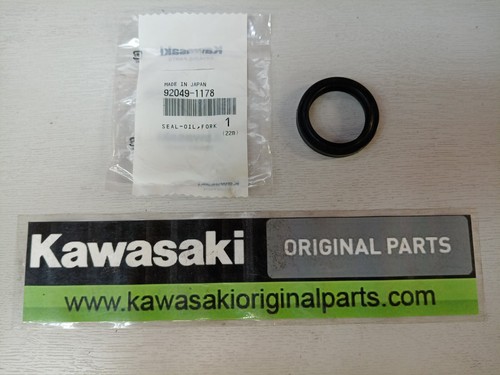 Kawasaki genuine gpz900r - kawasaki,