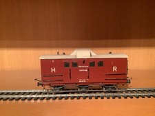 00 Highland Railway 6 wheel goods road van