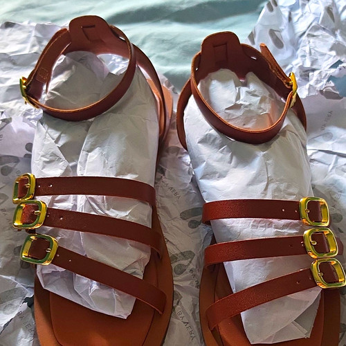 Women brown strappy - strappy, flat