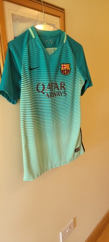 Barcelona football shirt - xl,