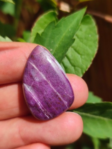 Sugilite cabochon 100 - sugilite, natural