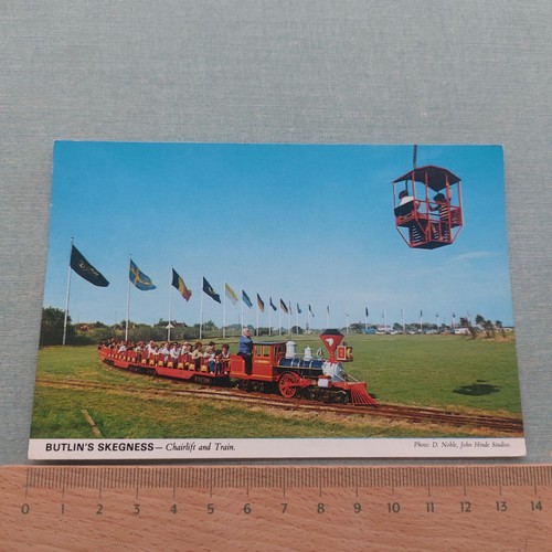 Vintage postcard butlin - postcard, butlin's