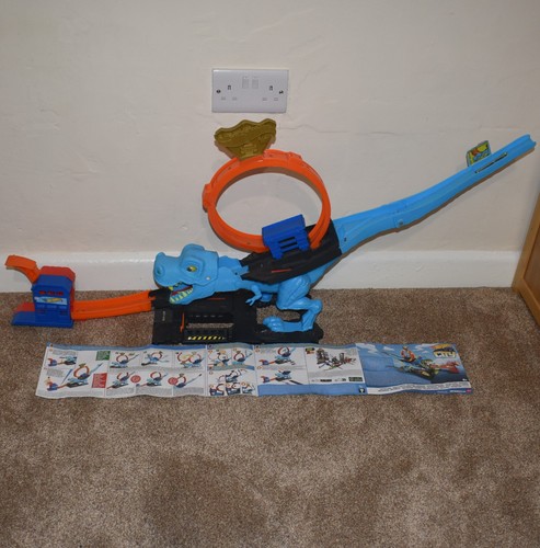 Hot wheels city rex rampage - city, t-rex