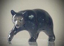 Hagen Renaker Black Bear Mama Miniature Figurine Model A-3136, Robert McGuinness