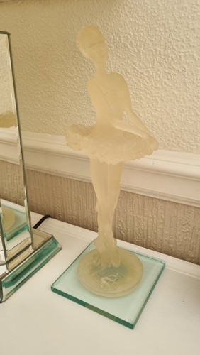 Ballerina ballet figurine - ballerina,