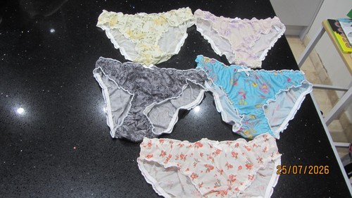 Job lot frilly type - lot,