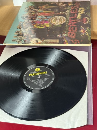 Sgt pepper lonely hearts - pepper’s,