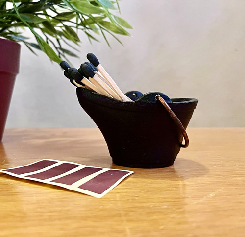 Black metal matchstick holder - metal,
