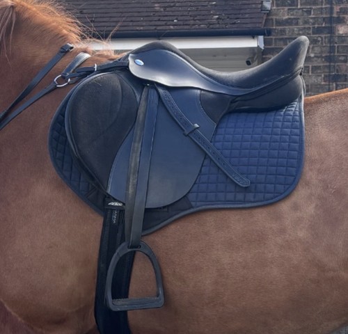 Thorowgood saddle 17 - saddle, 17”
