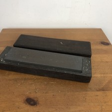 Vintage Oil / Wet Stone 