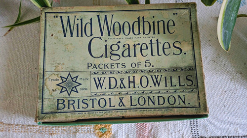 Vintage tobacciana h - &, h.o