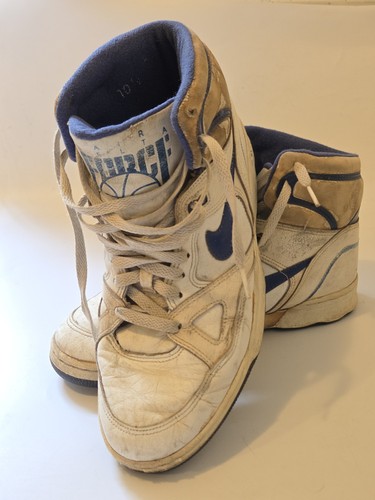 1987 vintage nike air delta - vintage,