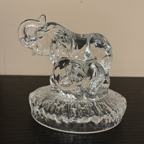 Glass elephant figurine mother - figurine,