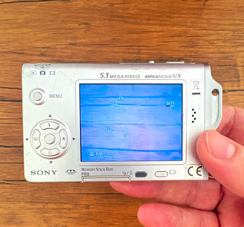 Sony cyber shot - sony, compact