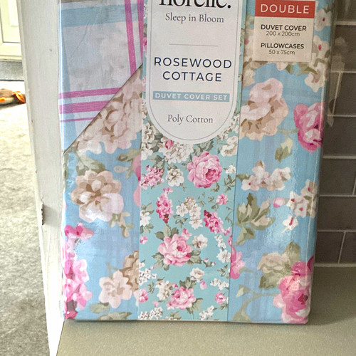 Florelle rosewood cottage - florelle,