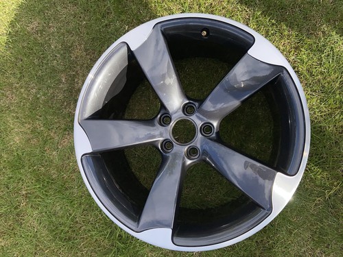 Audi gun metal grey alloy - tt,