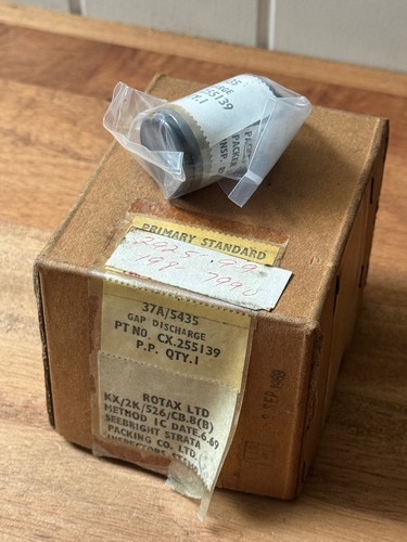 Vintage nos 1969 ex military - 1969, ex-military
