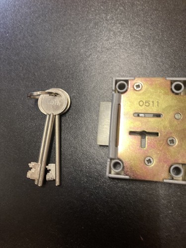 Slam lock safe - job, lot