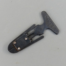 Vintage British Buttner