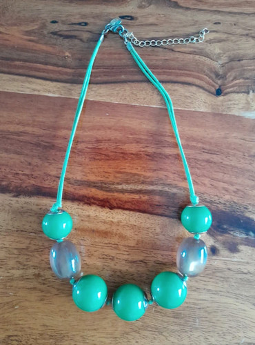 Laura ashley bead - laura, necklace