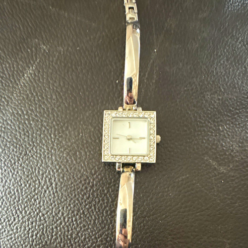 Avon women quartz analogue - women’s,
