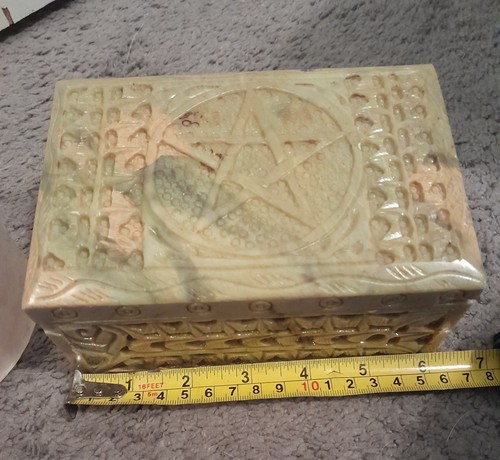 Carved soapstone trinket - soapstone, /